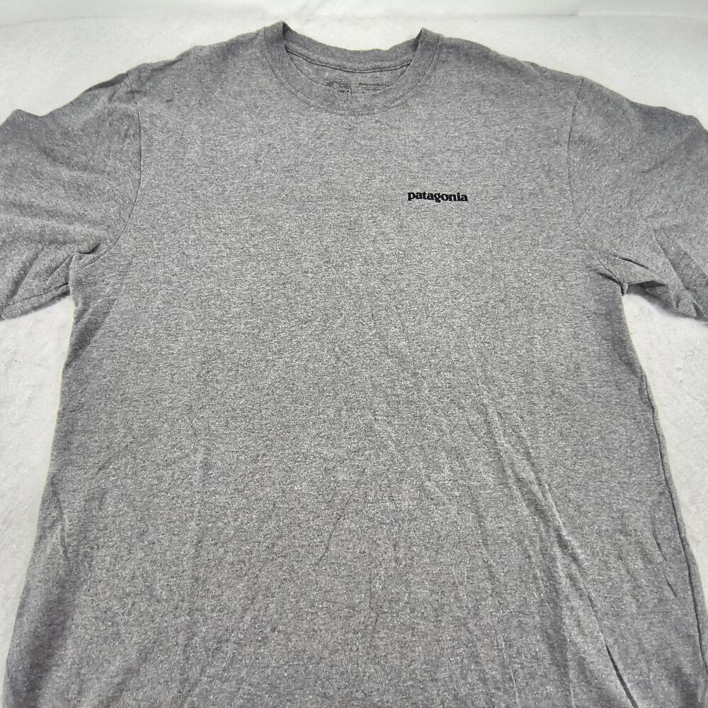 Patagonia Regular Fit Casual Short Sleeve Crew Neck T-Shirt Mens Size M Gray